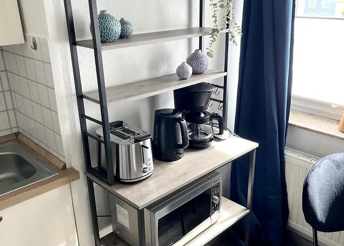 N&n Mit Parkplatz דירה שוורין