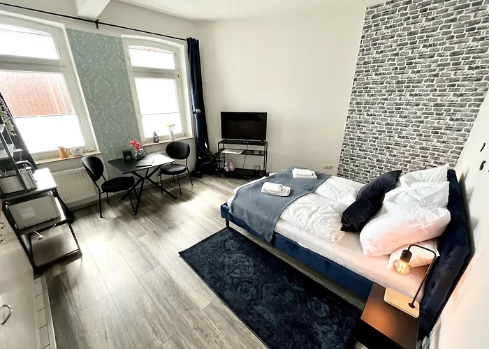 N&n Mit Parkplatz דירה *