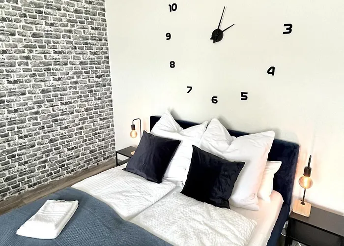 דירה N&n Mit Parkplatz שוורין